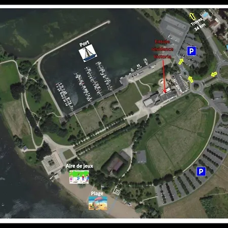 Apartment Port